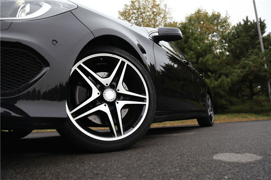 Don't ignore Wheel hub damage, Wheel hub maintenance tips. Comma